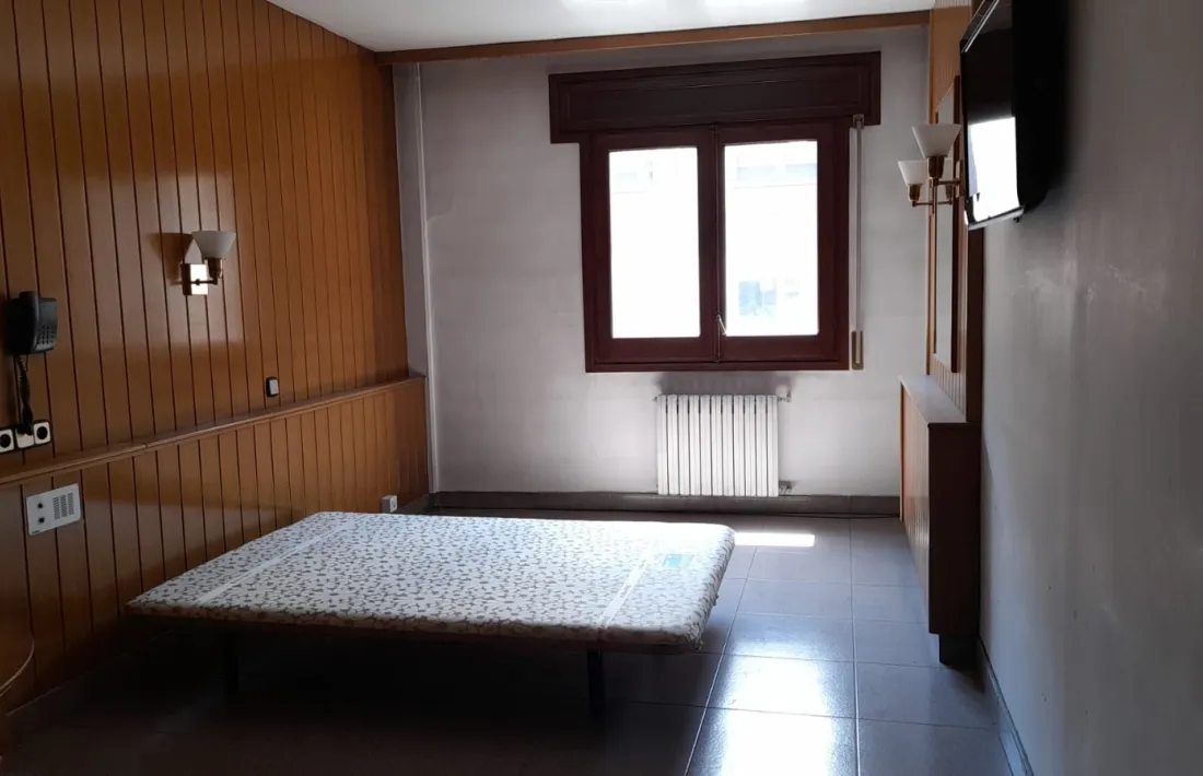 Interior d'una de les habitacions de l'hotel Jaume I.