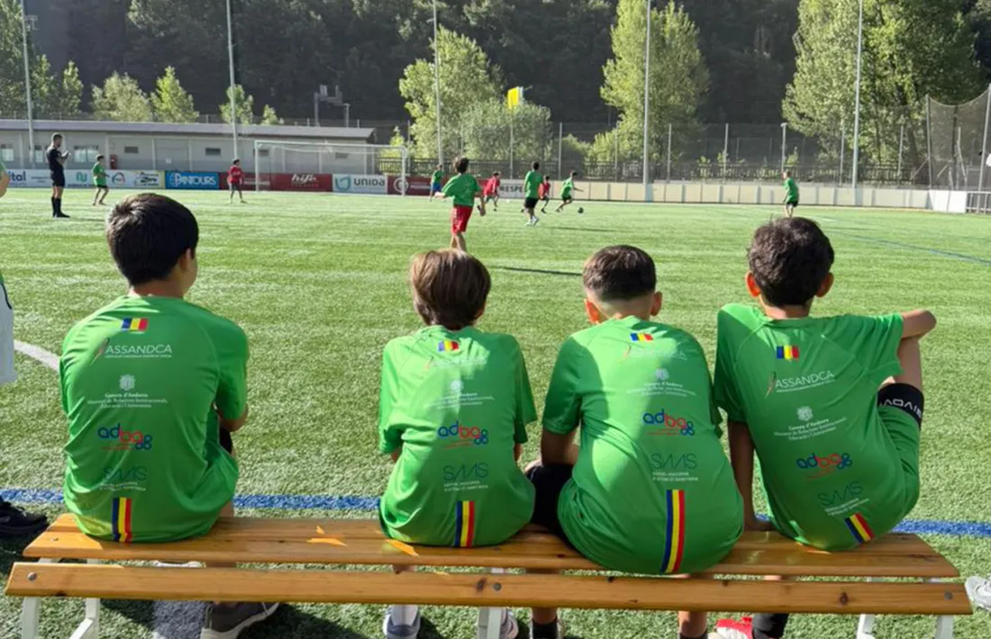 Un dels partits del campionat interescolar de futbol.