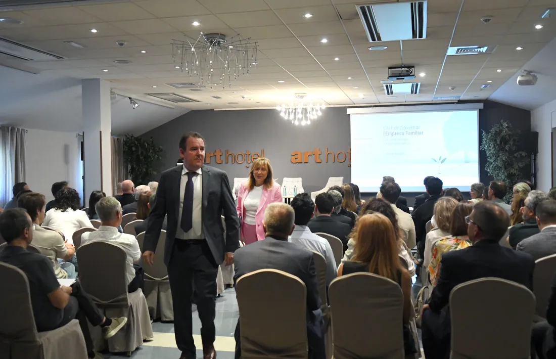 La ministra de Presidència, Economia, Treball i Habitatge, Conxita Marsol, ha participat al 27è cicle d'Empresa Familiar Andorrana (EFA).