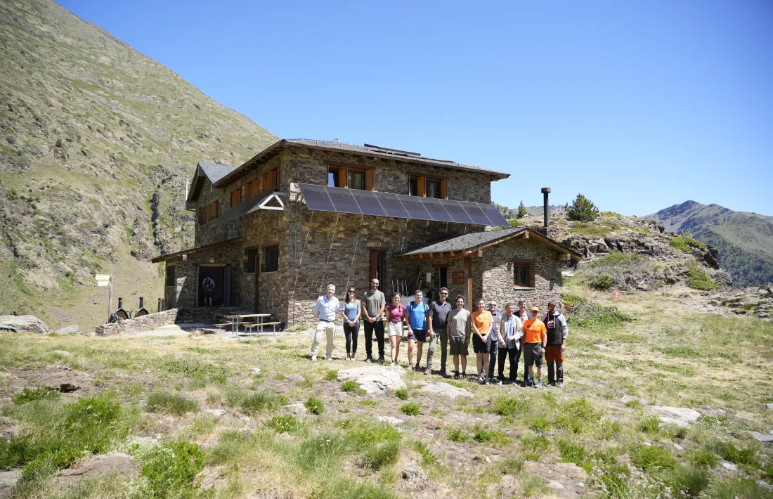Els ministres Raul Ferré i Guillem Casal han visitat avui el refugi guardat del Comapedrosa.