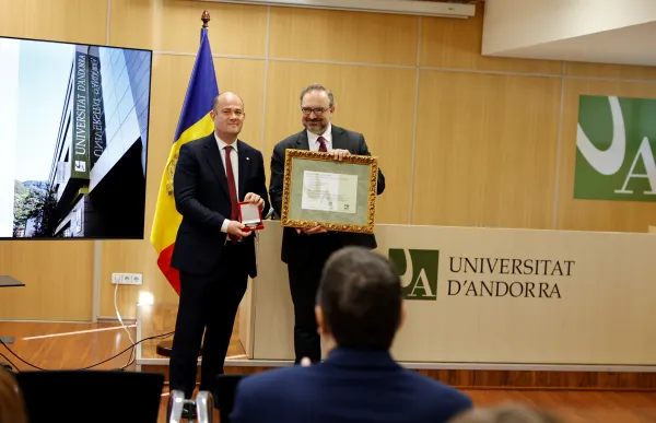 representant a l'uda