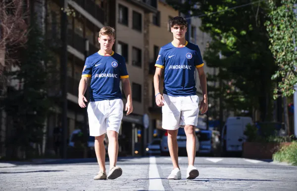 p. 22 2 samarreta fc andorra nova temporada
