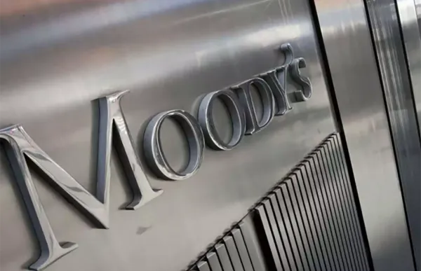 182523_moodys
