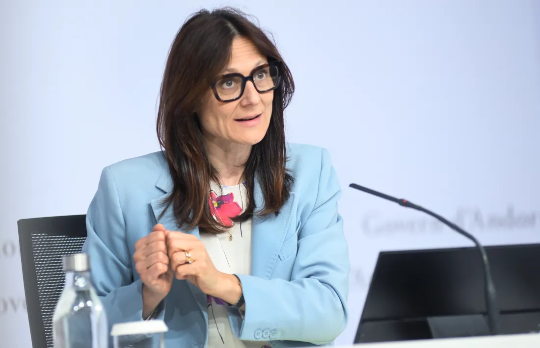 La ministra de Justícia i Interior, Ester Molné, en la compareixença d'aquest migdia.