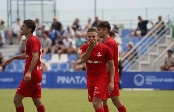 p. 22 2 nacho quintana celebra gol fc andorra