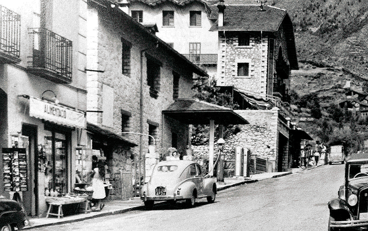 513-Encamp-Anys-60