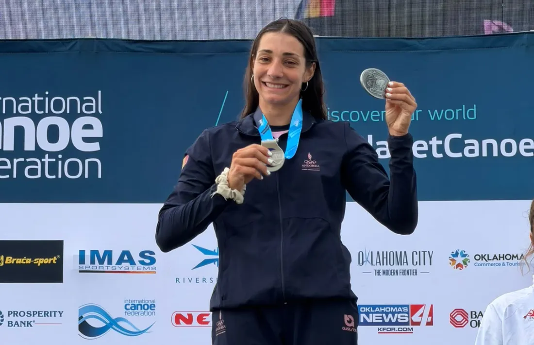 Mònica Doria, amb la plata.