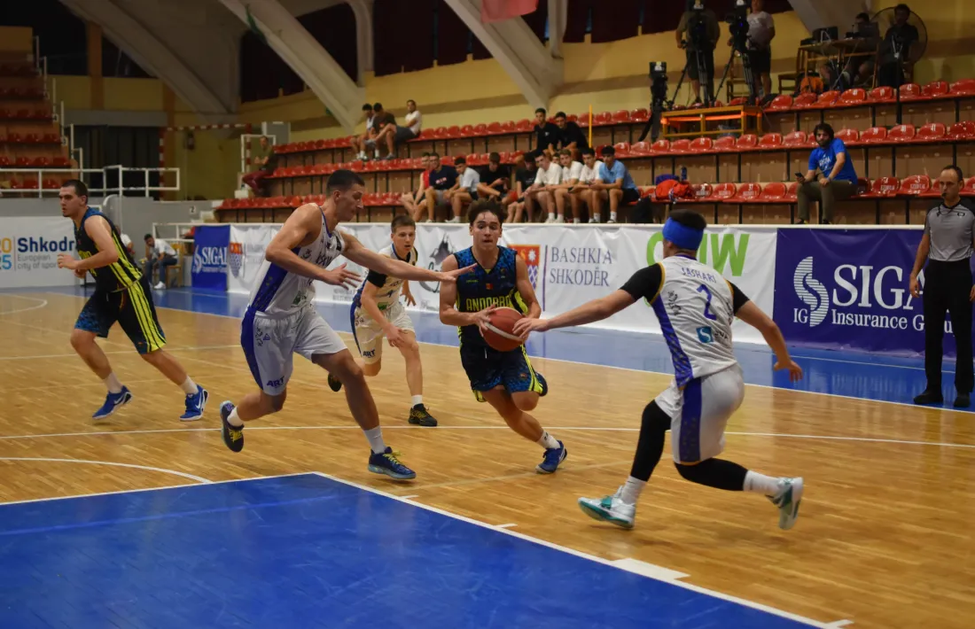 La U18 es va endur la plata.
