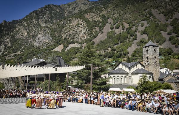 p. 08 1 esbart festa major andorra comu tl