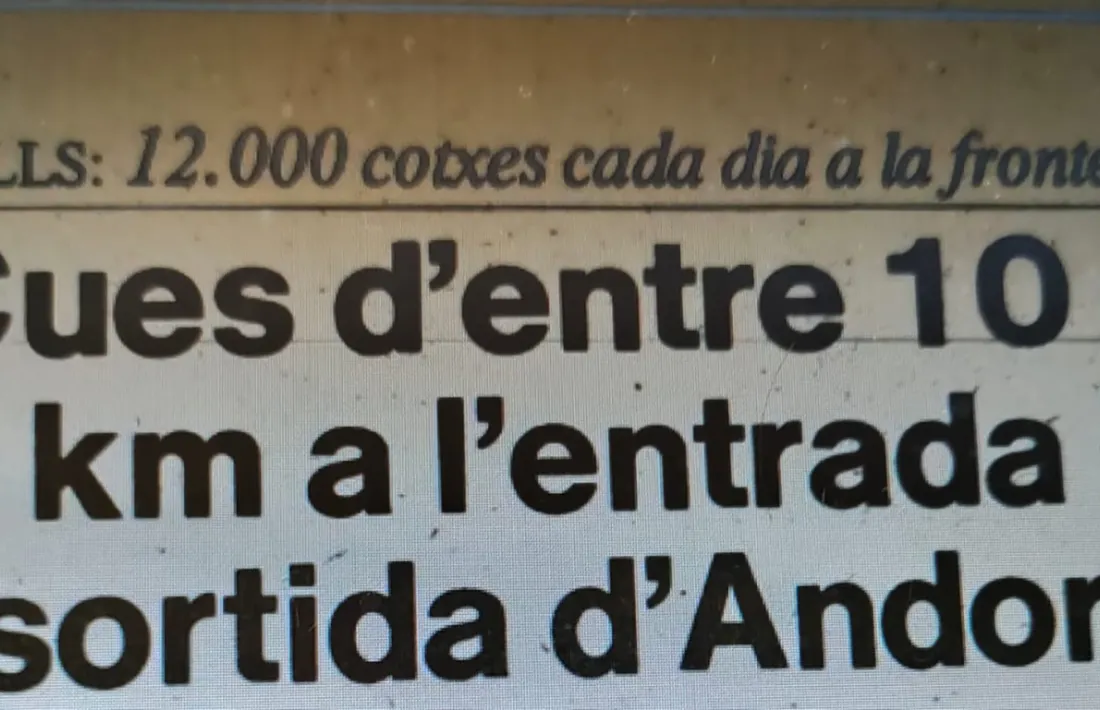  Retalls de diaris del mes d’agost del 1986.
