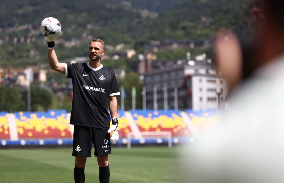 Pau López, exporter de primera divisió, és el fitxatge més destacat per al nou projecte de l’FC Andorra.