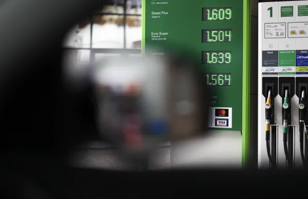 p. 07 Carburants - Facundo Santana
