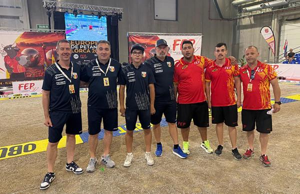 p. 23 Vuitens de finals de dobletes contra Espanya foto fap