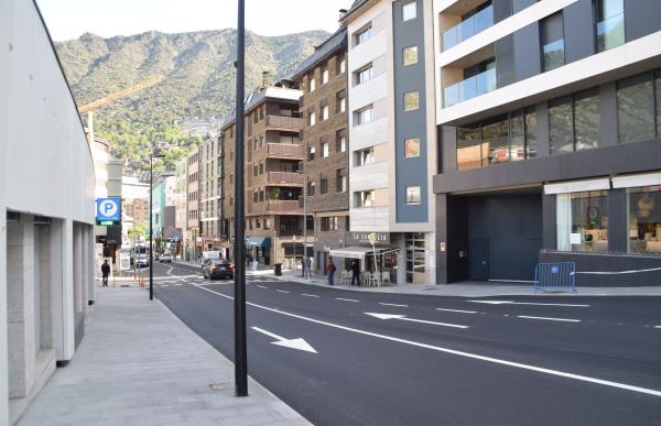 carrer unio