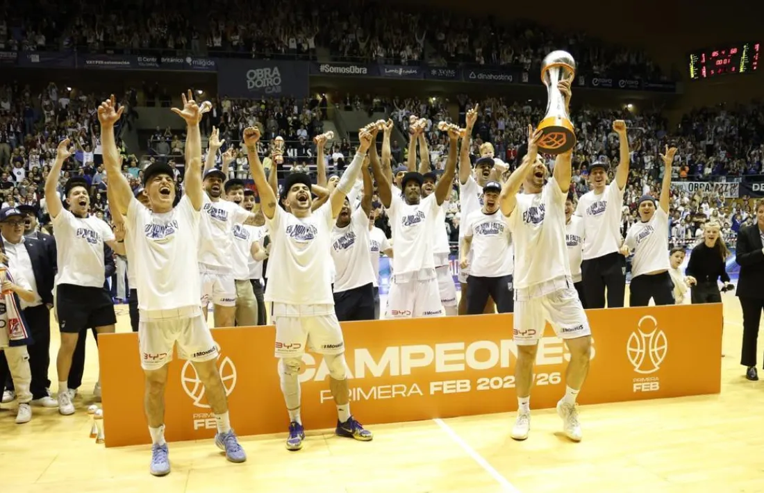 El Monbus Obradoiro, campió de Primera FEB, primer rival del BCA.