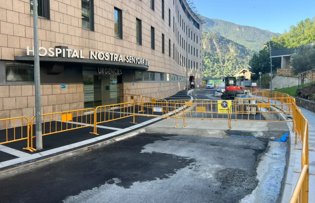 La intervenció vol obrir dos carrils per facilitar l’accés a Urgències.