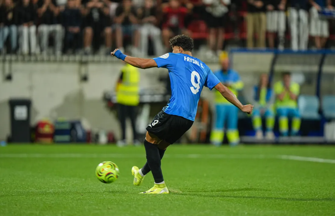 Faysal Chouaib va anotar el quart penal decisiu per a l’Inter.