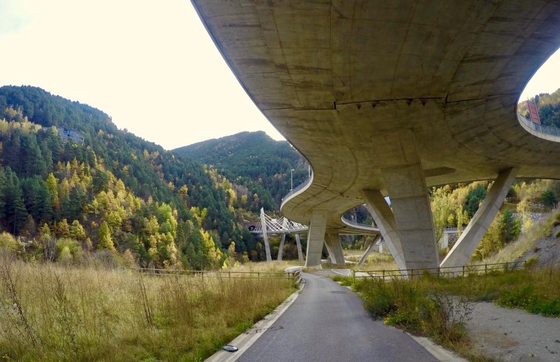 Andorra, land art, biennal, Pere Moles, Dos Valires, Carroi, art