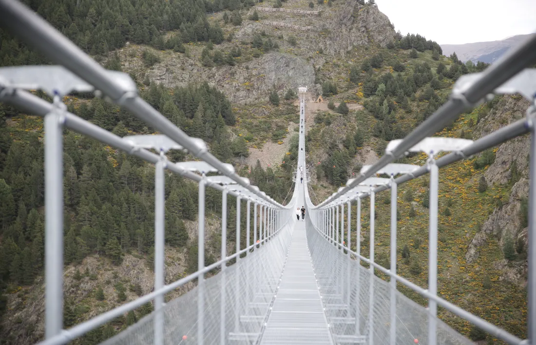 El pont tibetà de Canilo.