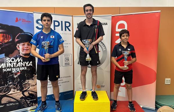 p. 29 xavier martinez campió d'andorra federació andorrana de tennis taula
