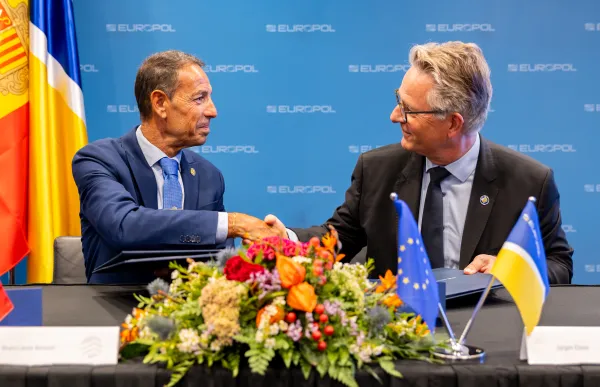 p. 08 2 acord poli i europol