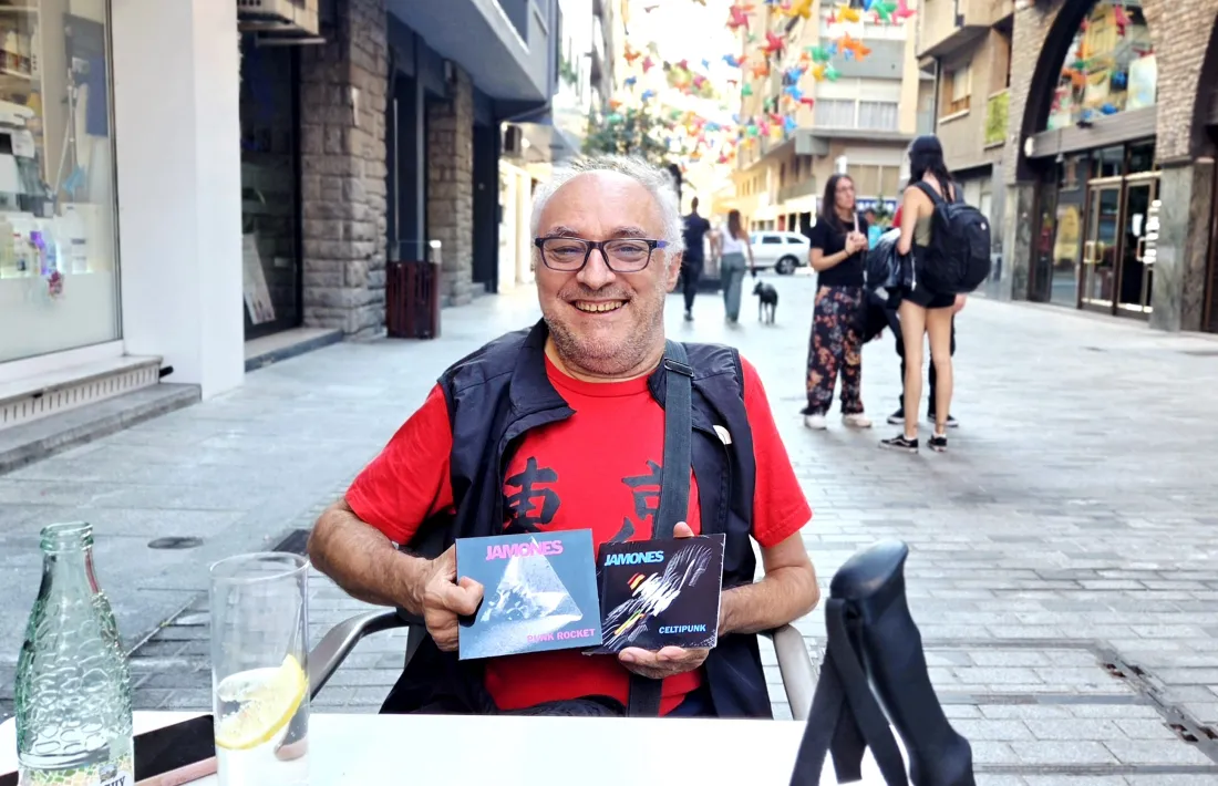 Si el veuen pel carrer, demanin-li un disc, que el faran l’home més feliç d’Andorra!