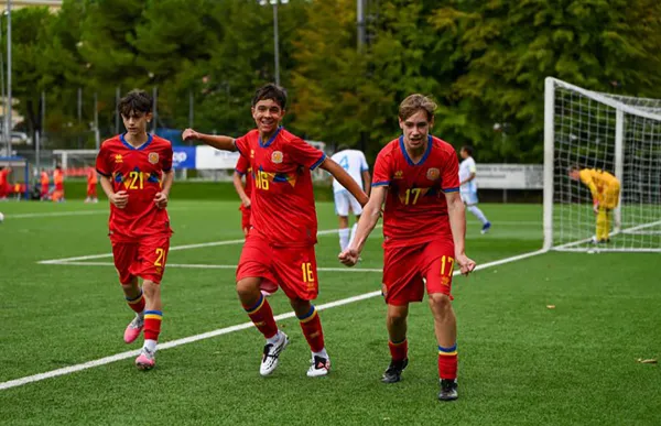 p. 29 torneig sub-15 UEFA foto faf
