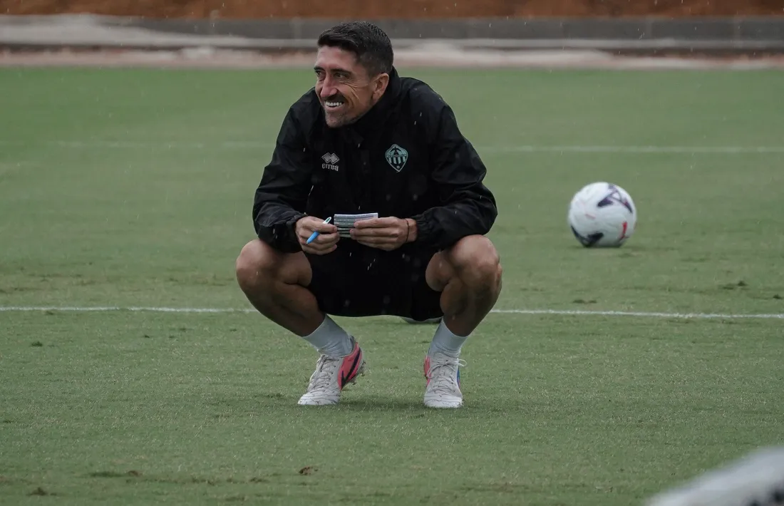 Pablo Hernández, un exfutbolista professional, tècnic del Castelló.