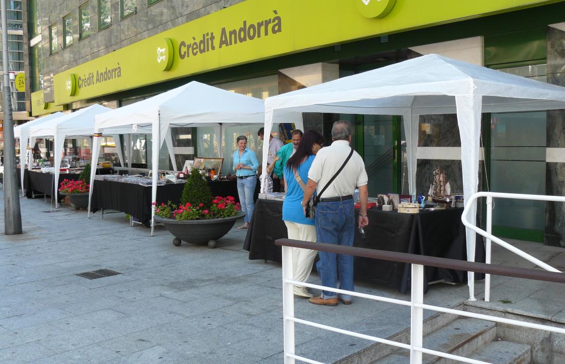 Andorra, Paperassa, rotonda, Mobles la Fàbrica, col·leccionisme, Rossell, Antic Rossell