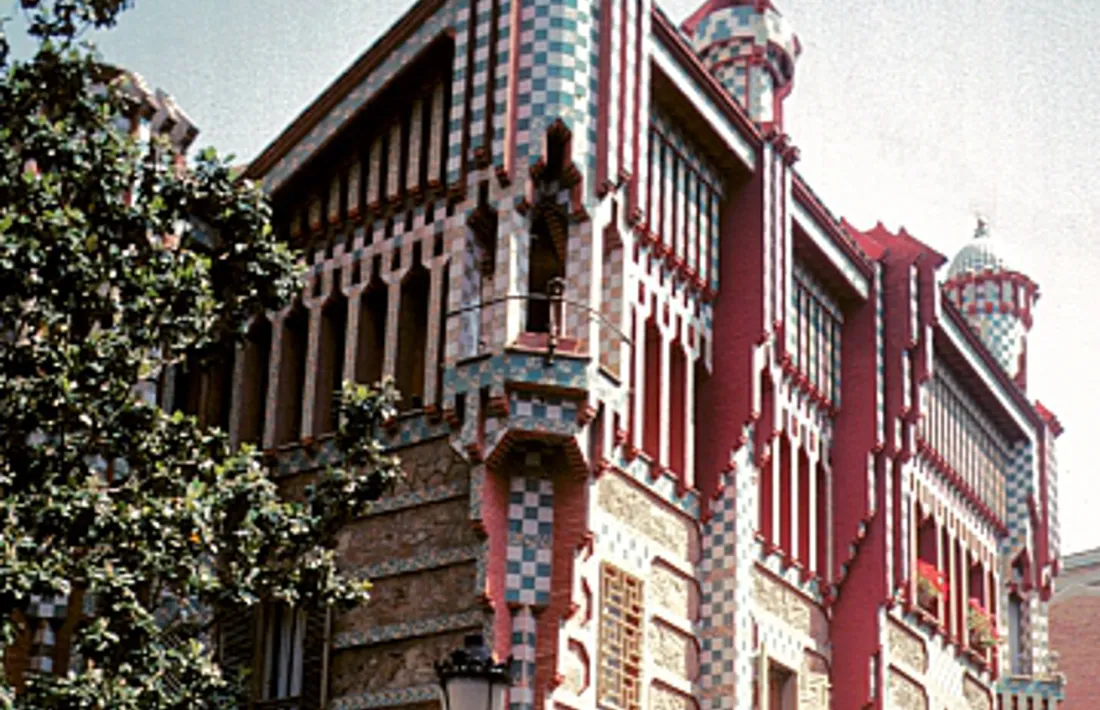 MoraBanc treballa amb la voluntat que Casa Vicens obri al públic a la tardor i que aculli 150.000 visitants a l'any