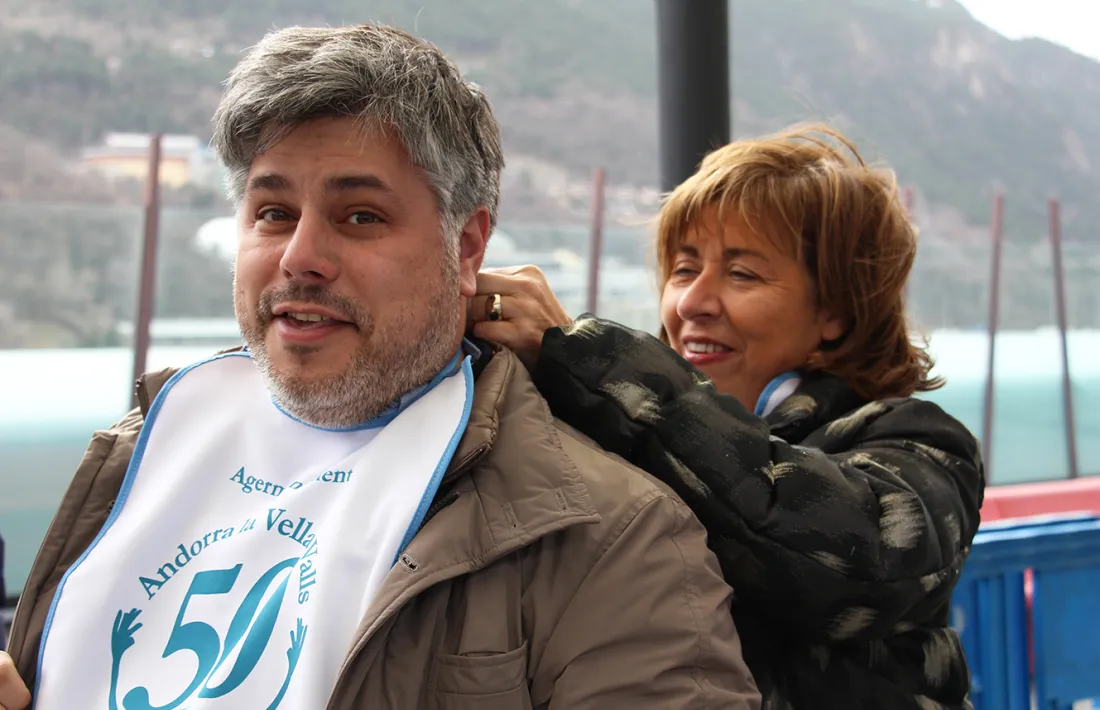 Andorra la Vella i Valls estrenyen llaços entre 6.000 calçots
