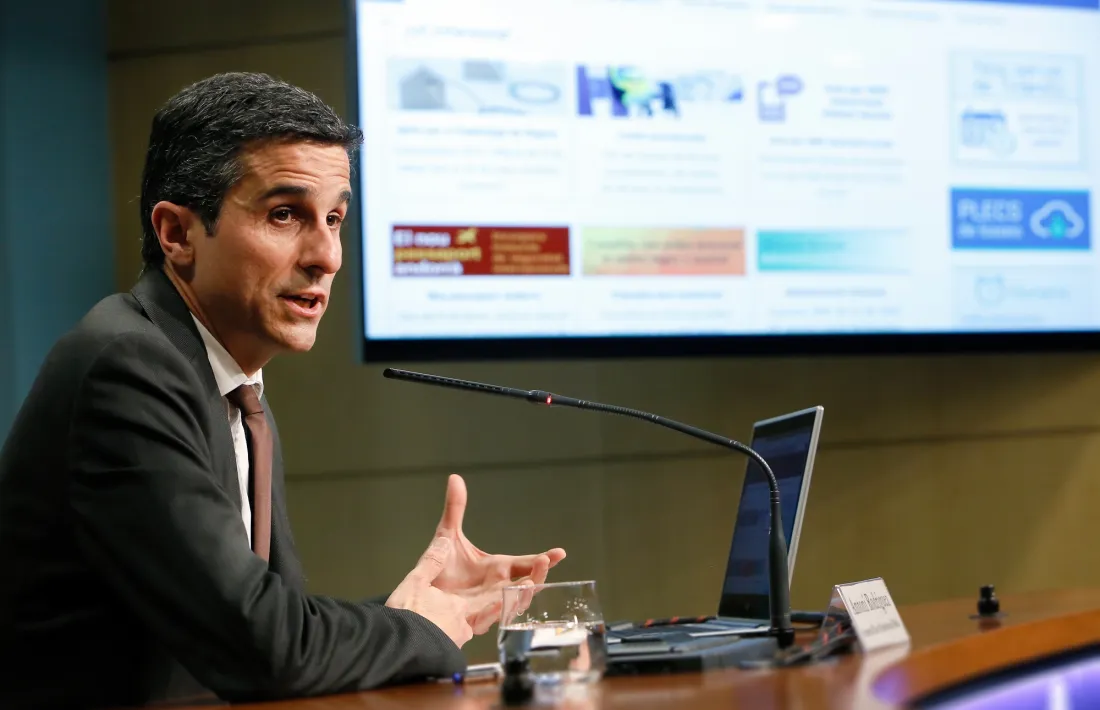 Descàrrega ‘online’ i gratuïta dels plecs dels concursos públics