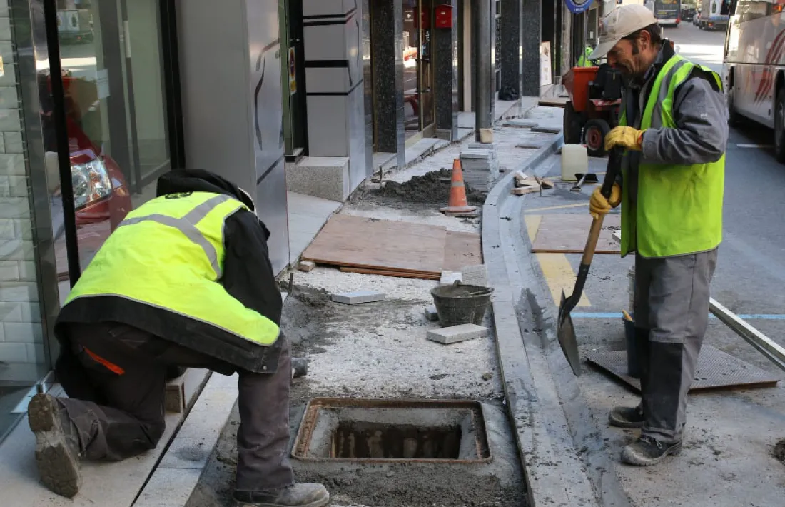 Escaldes-Engordany repren els treballs de renovació de les voravies de la parròquia