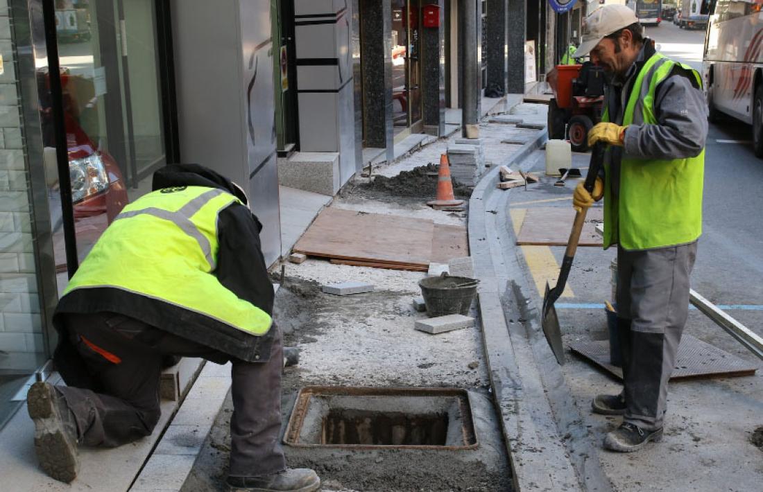 Escaldes-Engordany repren els treballs de renovació de les voravies de la parròquia