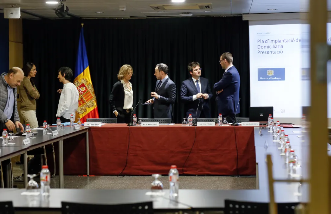 El Govern presenta als comuns com s’implantarà el nou SAD
