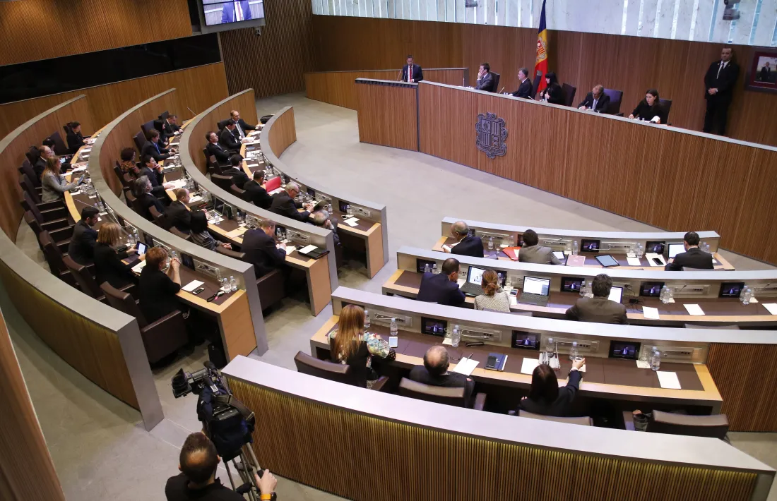 La ILP per a l’allargament de la baixa de maternitat, a mil firmes de l’èxit