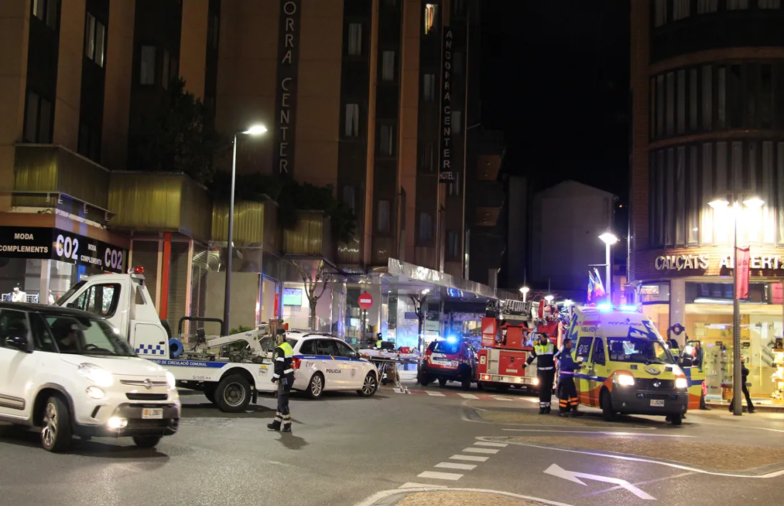 Ensurt per foc a un hotel d'Andorra la Vella