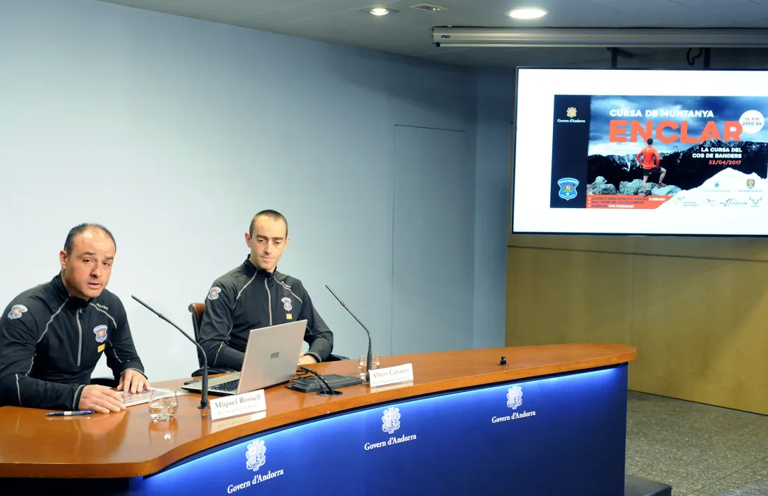 El cos de banders organitza la 1a Cursa de muntanya d’Enclar