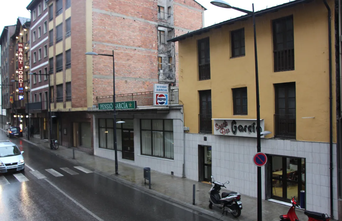 Els usuaris del restaurant social de la Creu Roja davallen durant l'any 2016