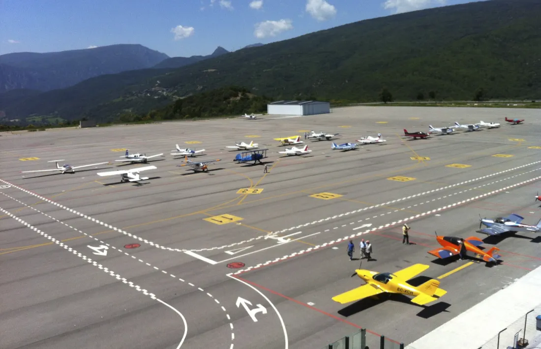 Proves a l’aeroport d’Andorra-la Seu per acollir vols instrumentals 