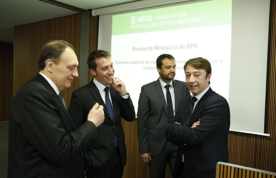 Hinojosa valora la situació de Vall Banc i dels clients