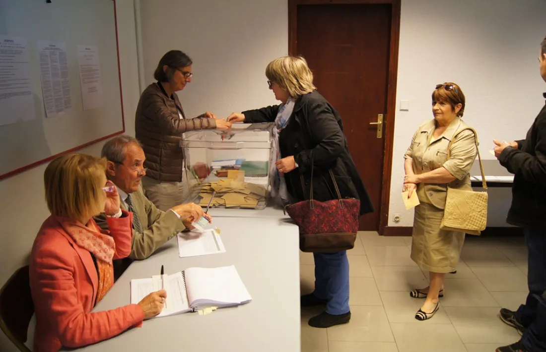 Macron i Le Pen es disputaran la presidència en la segona volta