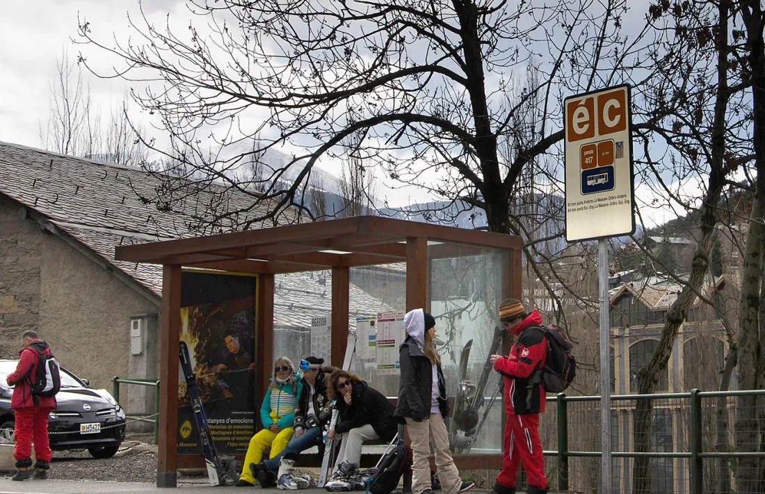  Els turistes baixen prop d'un 10% al març respecte el mateix mes de l'any passat