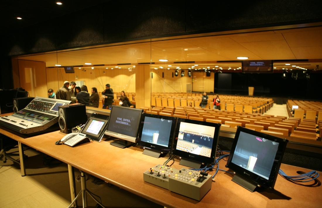Andorra, Centre de Congressos, Temporada de música i dansa, casino, Rufus Wainwright, Escribano
