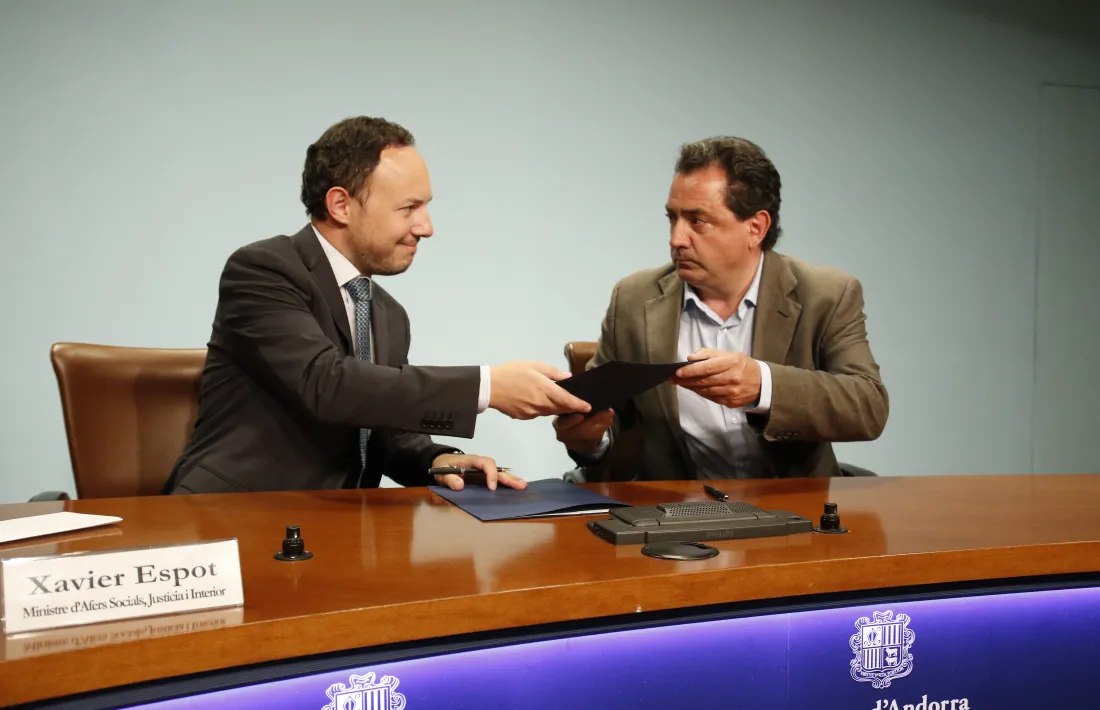 Signat un conveni per oferir activitats d’aventura a tutelats