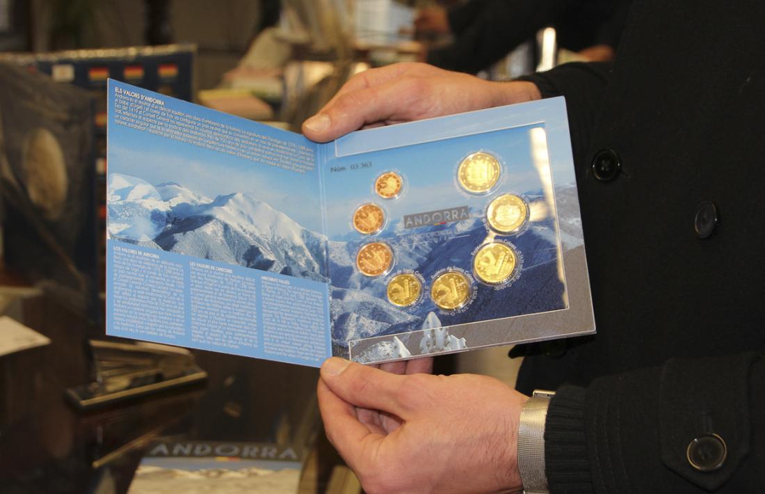 La Batllia rep proves que impliquen “funcionaris” en el negoci dels euros