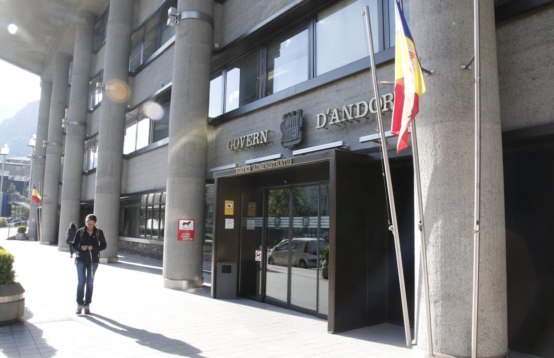 El Govern va fer unes previsions “excessives” d’ingressos el 2015 