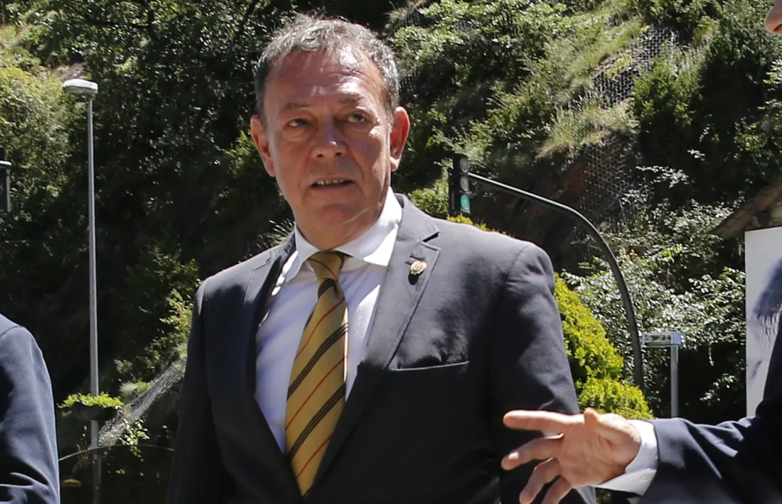 Vila assegura que l'os "no es va escapar per la reixa"