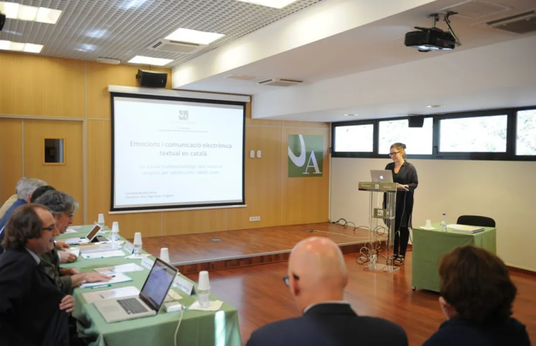 Carolina Bastida obté un excel·lent 'cum laude' per la seva tesi doctoral defensada a l'UdA