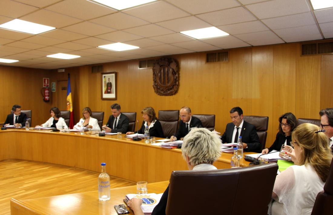  Andorra la Vella aprova un acord per mostrar les seves discrepàncies amb la llei de transferències